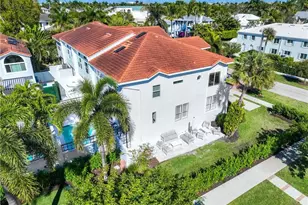 980 5th St S, Naples, FL 34102 - Photo 22