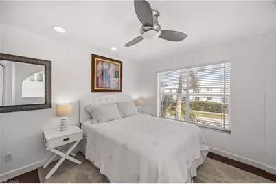 980 5th St S, Naples, FL 34102 - Photo 16