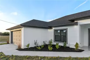 1517 NW 17th St, Cape Coral, FL 33993 - Photo 4