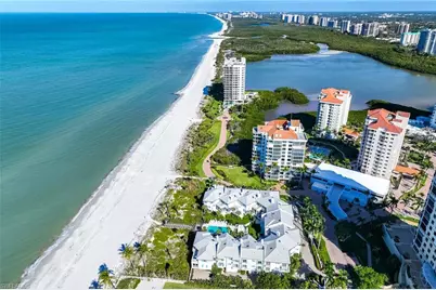 70 Seagate Dr, Naples, FL 34103 - Photo 2