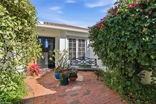 300 Bald Eagle Dr, Naples, FL 34105 - Photo 4