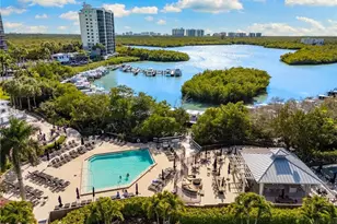 614 Wiggins Bay Dr, Naples, FL 34110 - Photo 32