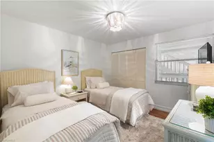 614 Wiggins Bay Dr, Naples, FL 34110 - Photo 16