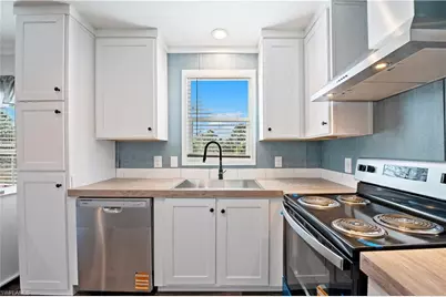 325 N Sendero St, Clewiston, FL 33440 - Photo 4