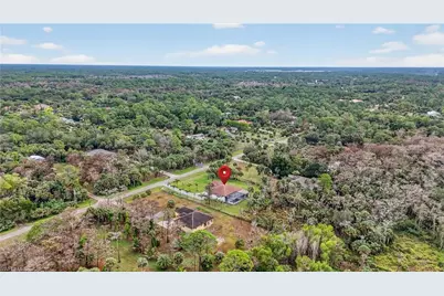 563 15th St NW, Naples, FL 34120 - Photo 8