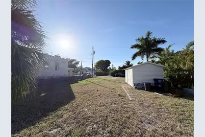 27578 Tarpon Way, Bonita Springs, FL 34134 - Photo 4