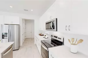 3114 Juniper Wy, Naples, FL 34112 - Photo 4