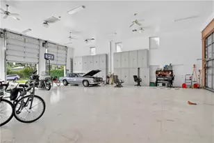 4060 Skyway Dr, Naples, FL 34112 - Photo 12