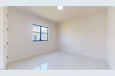 2421 NW 24th St, Cape Coral, FL 33993 - Photo 8