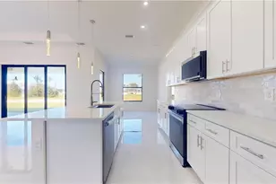 2421 NW 24th St, Cape Coral, FL 33993 - Photo 14