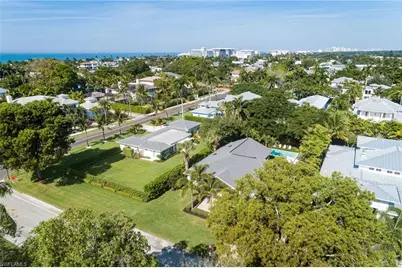 339 4th Ave N, Naples, FL 34102 - Photo 38