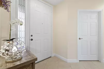 5550 Berkshire Dr #103, Fort Myers, FL 33912 - Photo 10