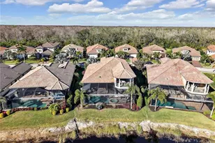 12757 Dundee Ln, Naples, FL 34120 - Photo 4