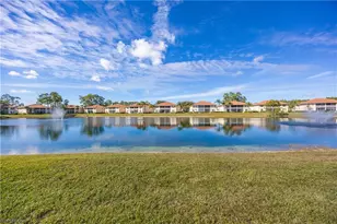 290 Robin Hood Cir, Naples, FL 34104 - Photo 24