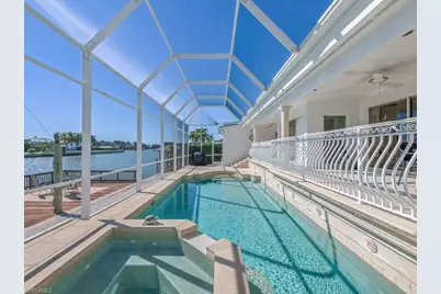 396 Conners Ave, Naples, FL 34108 - Photo 6