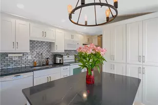 2048 Crystal Lake Dr, Naples, FL 34120 - Photo 12