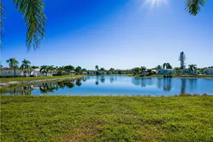 2048 Crystal Lake Dr, Naples, FL 34120 - Photo 4