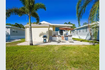 2048 Crystal Lake Dr, Naples, FL 34120 - Photo 34