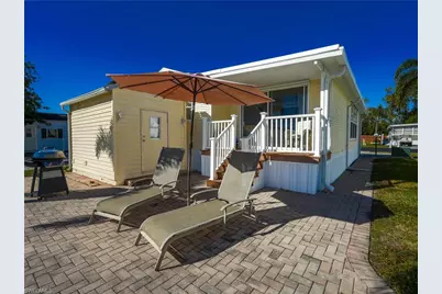 2048 Crystal Lake Dr, Naples, FL 34120 - Photo 32