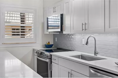 980 7th Ave S #102, Naples, FL 34102 - Photo 22