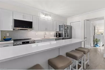 980 7th Ave S #102, Naples, FL 34102 - Photo 10