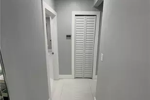 380 W 41st St, Hialeah, FL 33182 - Photo 6