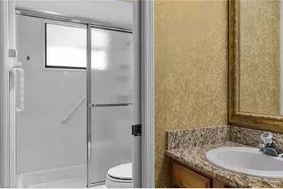 608 Kings Way, Naples, FL 34104 - Photo 16