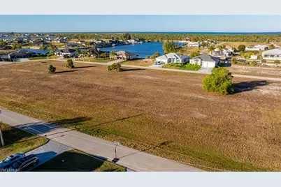 4002 NW 42nd Ave, Cape Coral, FL 33993 - Photo 6