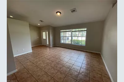 6792 Weatherby Ct, Naples, FL 34104 - Photo 6