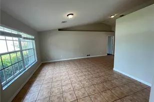 6792 Weatherby Ct, Naples, FL 34104 - Photo 4