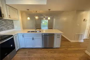 2395 Naples Trace Cir, Naples, FL 34109 - Photo 4