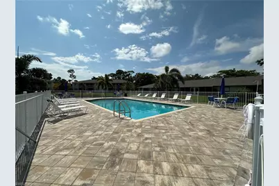 2395 Naples Trace Cir #6, Naples, FL 34109 - Photo 18