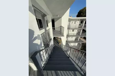 7105 W 13th Ave #402, Hialeah, FL 33014 - Photo 32