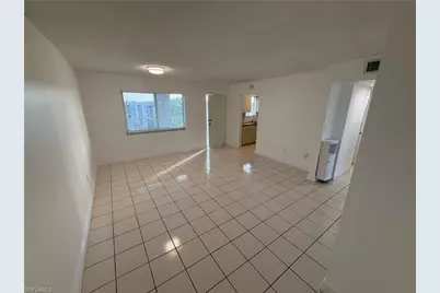 7105 W 13th Ave #402, Hialeah, FL 33014 - Photo 10