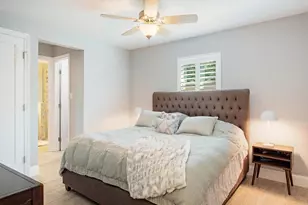 3165 Lakeview Dr, Naples, FL 34112 - Photo 10