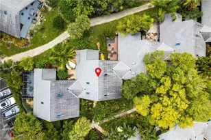 1323 Solana Rd, Naples, FL 34103 - Photo 34