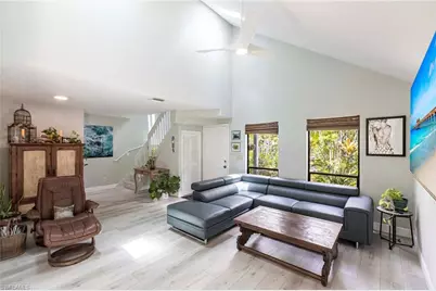 1323 Solana Rd #2, Naples, FL 34103 - Photo 6