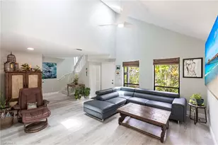 1323 Solana Rd, Naples, FL 34103 - Photo 6