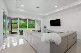 28604 Moraga Ln, Bonita Springs, FL 34135 - Photo 8