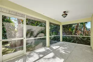 812 102nd Ave N, Naples, FL 34108 - Photo 24