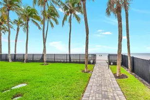 4001 Gulf Shore Blvd N, Naples, FL 34103 - Photo 50