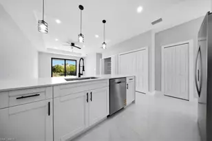 121-123 Jenna Ave S, Lehigh Acres, FL 33973 - Photo 12