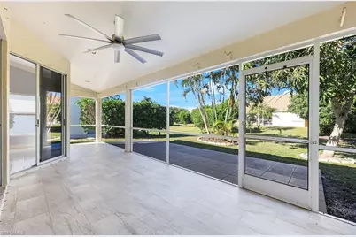 658 Lambton Ln, Naples, FL 34104 - Photo 16