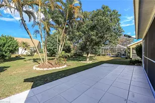 658 Lambton Ln, Naples, FL 34104 - Photo 18
