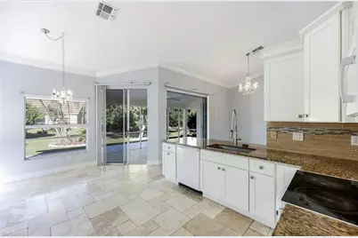 658 Lambton Ln, Naples, FL 34104 - Photo 6
