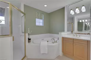 714 Regency Reserve Cir, Naples, FL 34119 - Photo 16