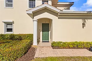 28645 San Lucas Ln, Bonita Springs, FL 34135 - Photo 2