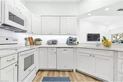 661 Windsor Sq #101, Naples, FL 34104 - Photo 10