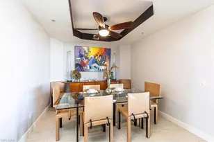 445 Cove Tower Dr, Naples, FL 34110 - Photo 6