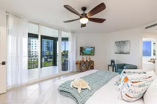 445 Cove Tower Dr, Naples, FL 34110 - Photo 20